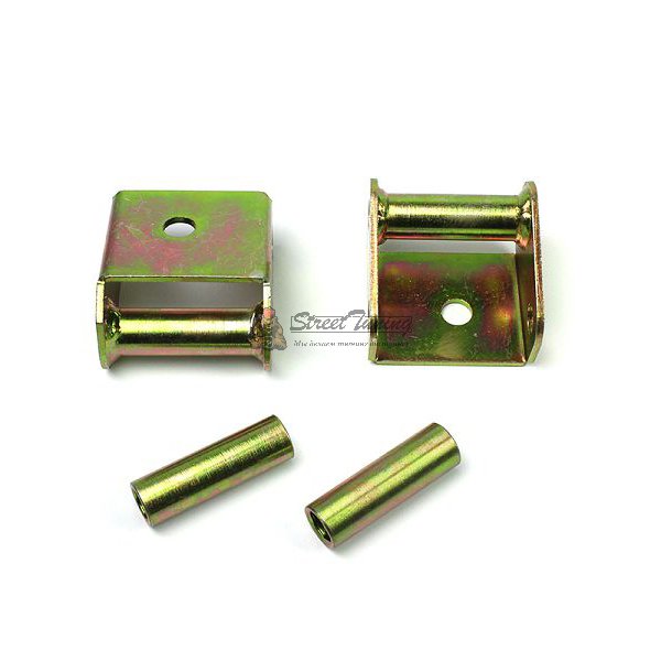 картинка Кронштейн переноса задних амортизаторов для ВАЗ 21213-14 Нива (до 2009), под лифт (2 шт) магазин  StreetTuning 