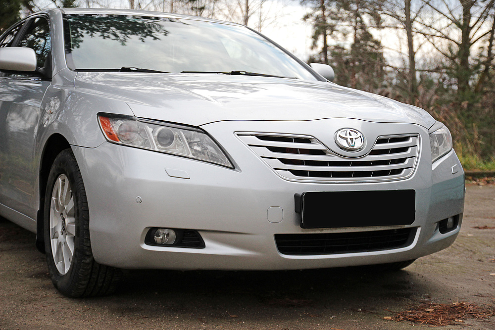 картинка Toyota Camry V40 (рестайлинг) 2009—2011 Накладки на фары (реснички) укорочен. компл.-2 шт. от магазина  StreetTuning