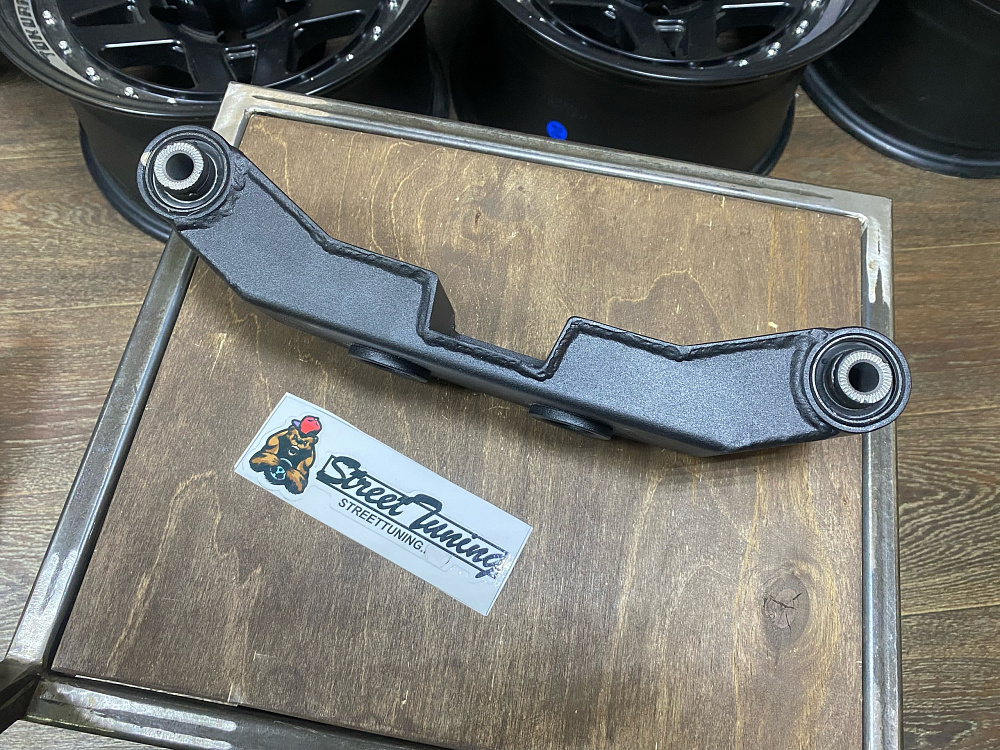картинка Опора заднего редуктора для Subaru Impreza WRX, STI, EXIGA, LEGACY, FORESTER, XV от магазина  StreetTuning