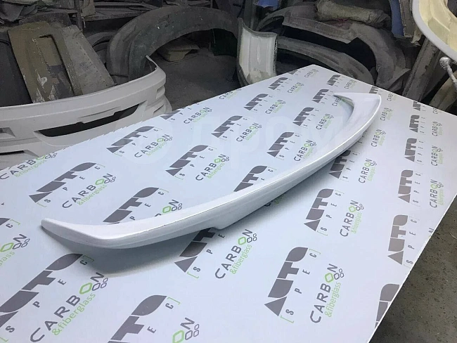 картинка Спойлер под стекло "dolphin" для Subaru Legacy (кузов BH5) BH9 магазин  StreetTuning 