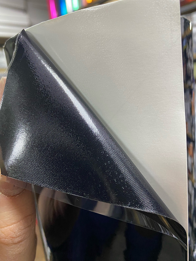 картинка Пленка виниловая черный глянец премиум Glossy Candy Black - Carbins от магазина  StreetTuning