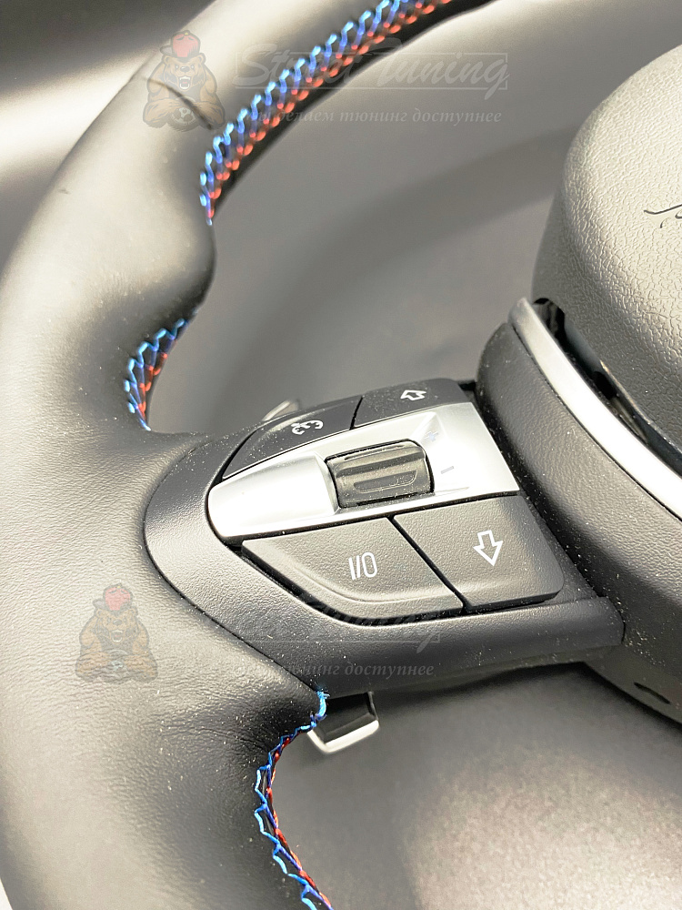 картинка Руль BMW E46/E39/E53/E46 с подушкой в стиле M3 F80, эко-кожа, без подогрева от магазина  StreetTuning