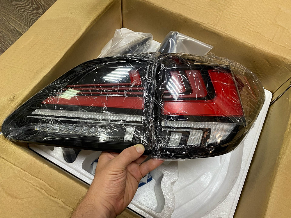 картинка Задние фары VLAND для Lexus RX 270/330/350/450H 2009-2014 от магазина  StreetTuning
