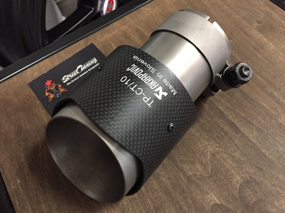 картинка Насадка на глушитель универсальная Akrapovic style 63 - 89 #1 от магазина  StreetTuning