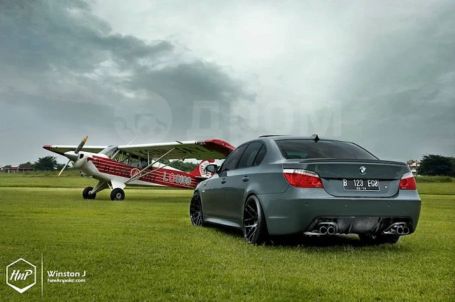 картинка Задний диффузор для Bmw E60 магазин  StreetTuning 