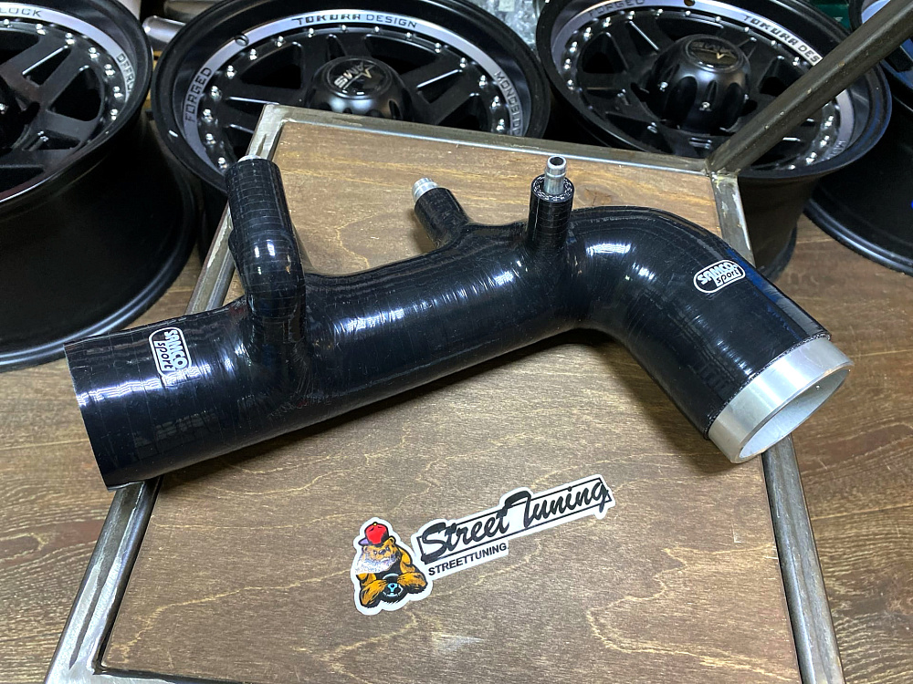 картинка Патрубок турбины Samco Sport для Subaru Impreza GC, GD 5-6 vers от магазина  StreetTuning