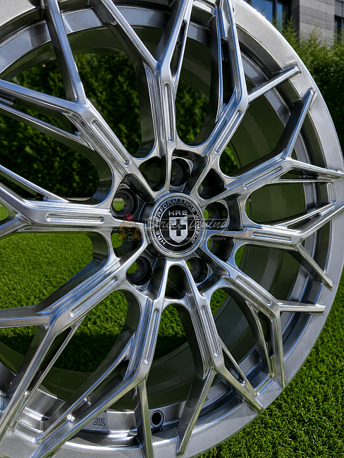 картинка Новые диски Hre 6006 R17 J7.5 ET35 5X114.3, Hyper Black магазин  StreetTuning 