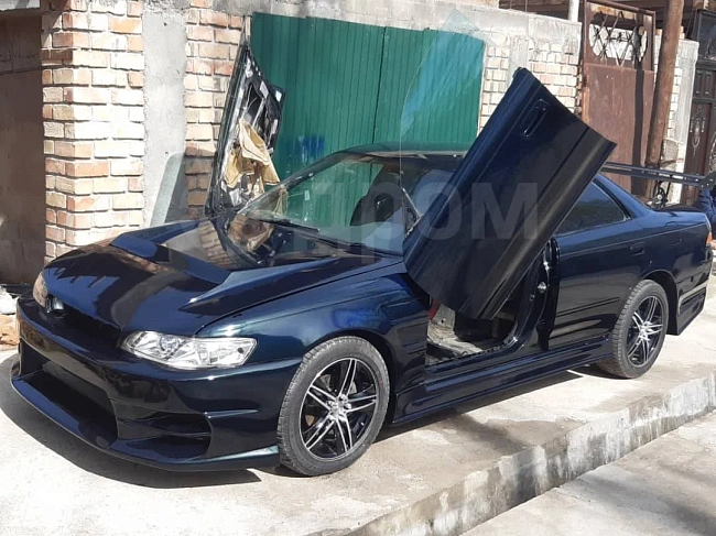 картинка Комплект обвесов Traum+Yanack для Toyota Mark 90 магазин  StreetTuning 