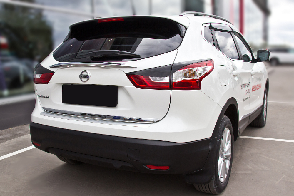 картинка Nissan Qashqai 2014—2016 Накладки на задние фонари (реснички) от магазина  StreetTuning