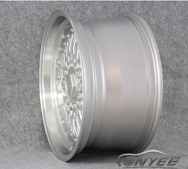 картинка Новые диски BBS RS R17 5X114,3/5X100 ET30 J8,5 серебро + полированная полка магазин  StreetTuning 