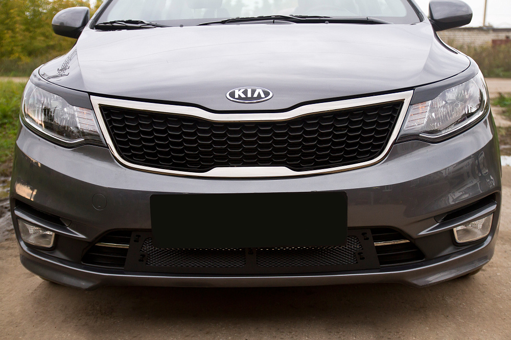 картинка Kia Rio III (седан) 2015-2016 Накладки на передние фары (реснички) от магазина  StreetTuning