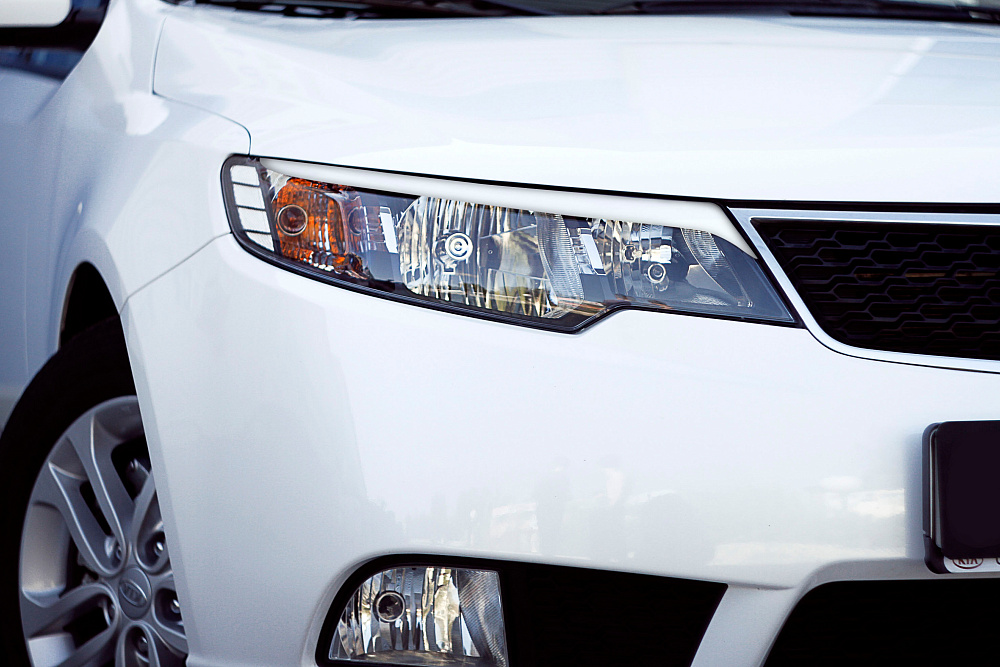 картинка Kia Cerato Forte 2008—2013 Накладки на передние фары (реснички) компл.-2 шт. от магазина  StreetTuning