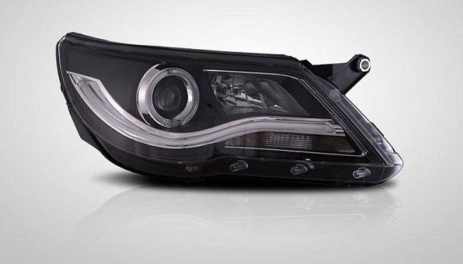 картинка Передние фары для Volkswagen Tiguan 2009-2011г магазин  StreetTuning 