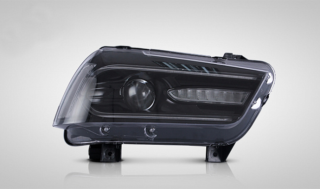 картинка Передние фары для Dodge Charger 2011-2014 г магазин  StreetTuning 